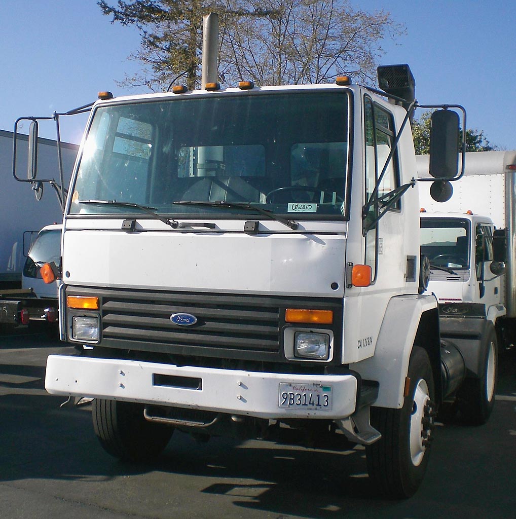 1997 Ford CF7000